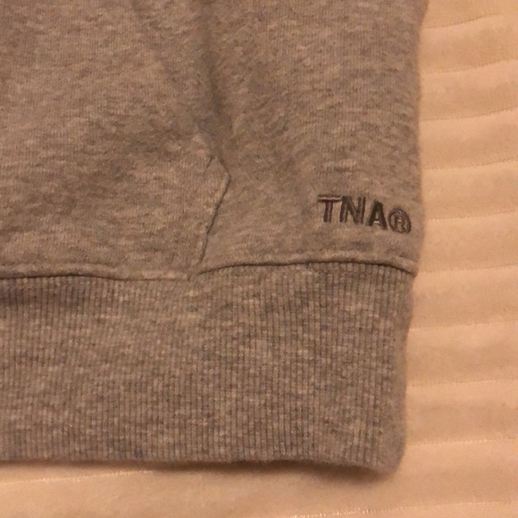 TNA Cozy Fleece Perfect Hoodie - Cropped - Picture 2 of 4